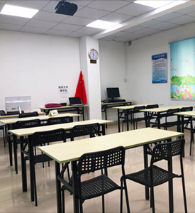 1590108752376657.jpg about_04.jpg